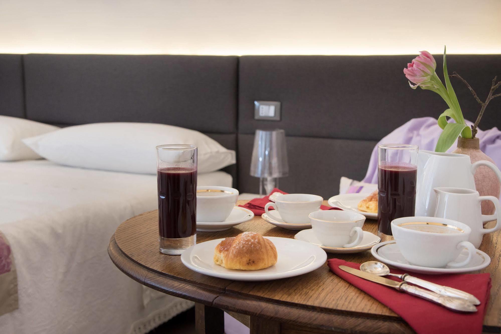 อัปโปรโด ริเปตตา Bed & Breakfast โรม ภายนอก รูปภาพ